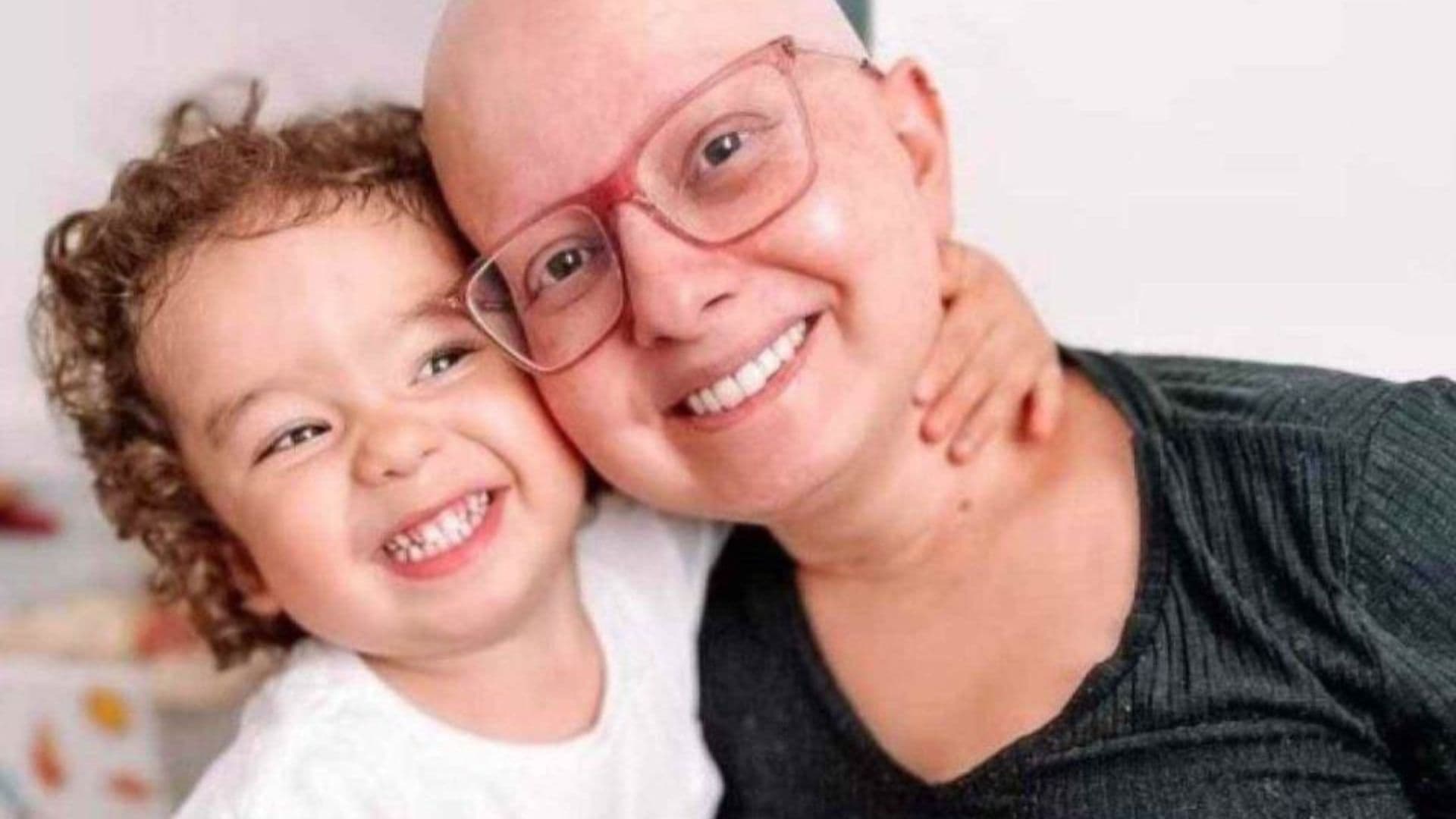 Mãe com câncer que conseguiu casa para filho morre
