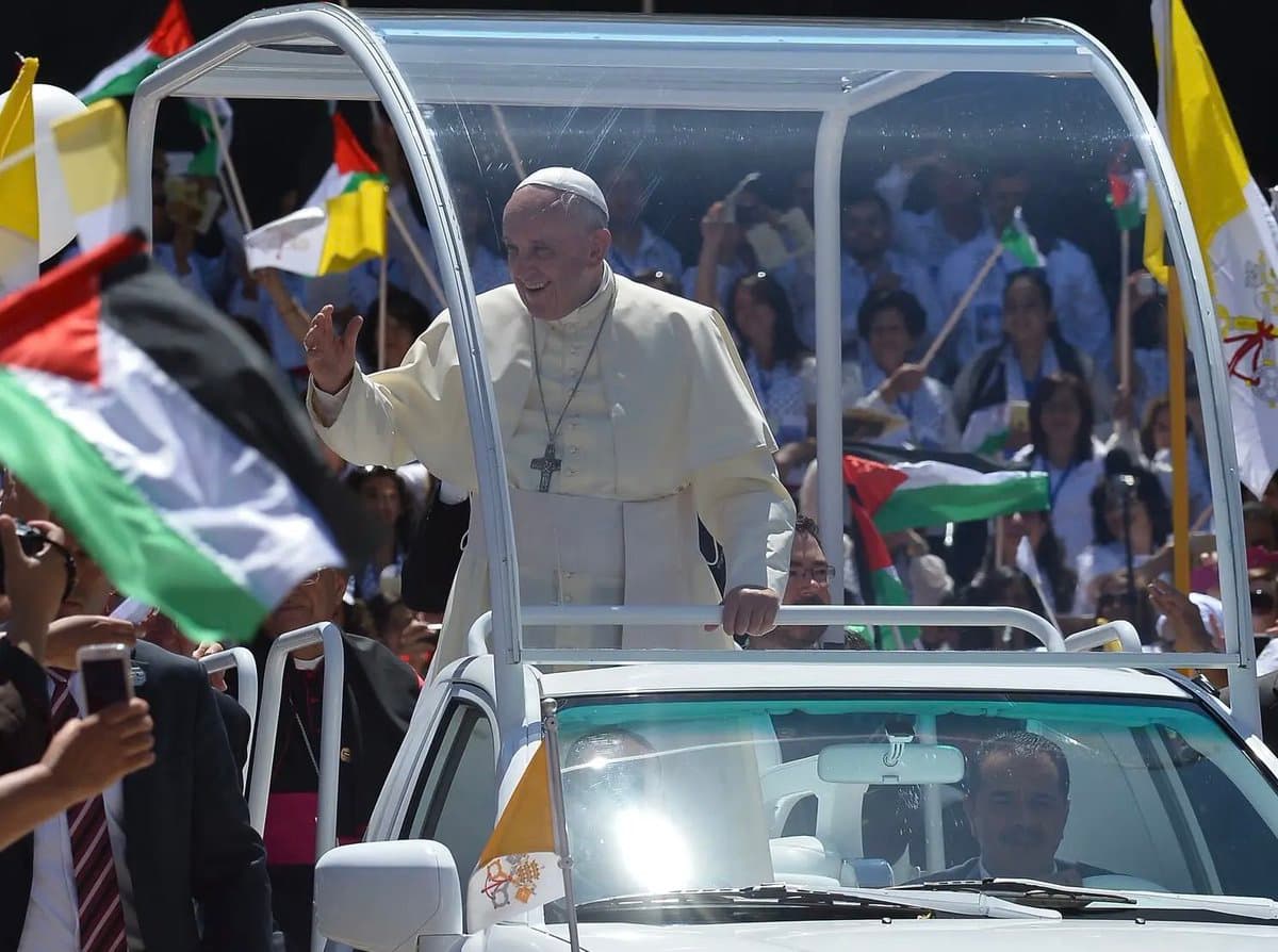 Papamóvel do Papa Francisco se tornará clínica móvel em Gaza após sua morte