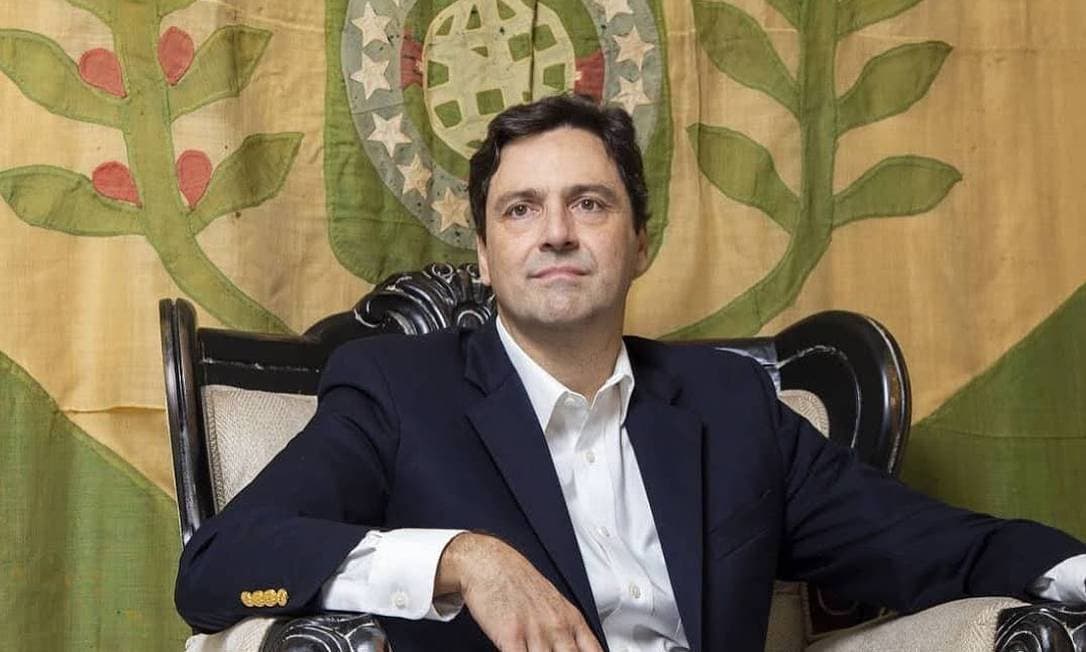 Conheça o perfil de Luiz Philippes, deputado federal. Uma herança histórica da monarquia a uma atuação política ativa na República.