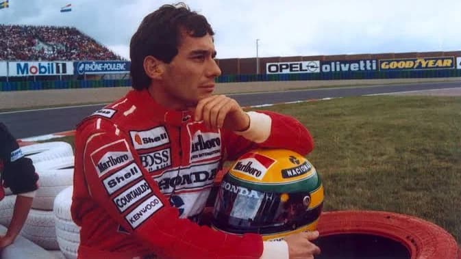 Ayrton Senna corredor agora se torna herói da pátria