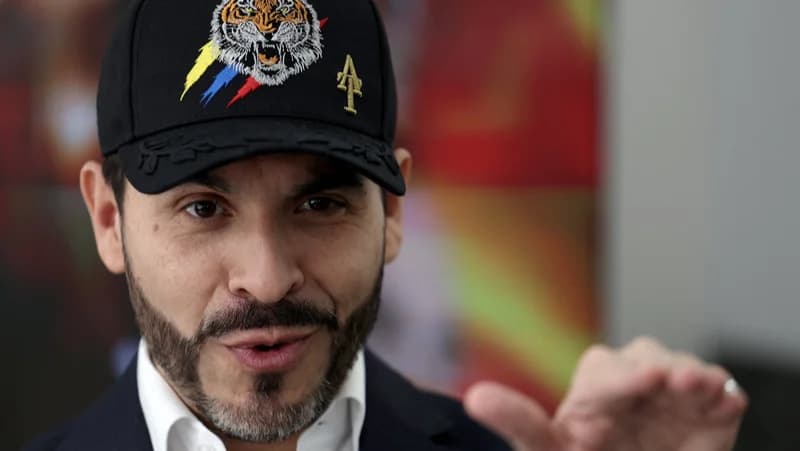Abelardo de la Espriella, quem é o advogado e milionário que vai para o segundo turno das eleições colombianas