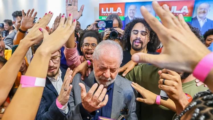 Lula em encontro com evangélicos