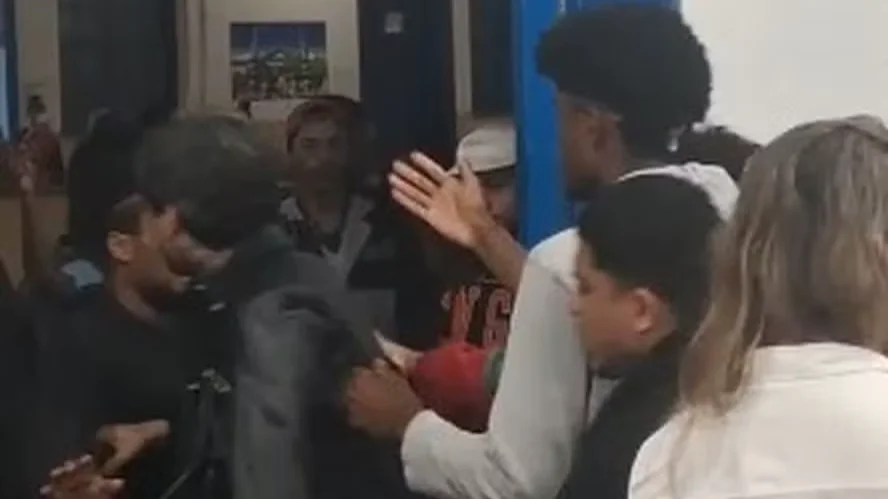 Disputa de narrativas estudante espancado UFRJ