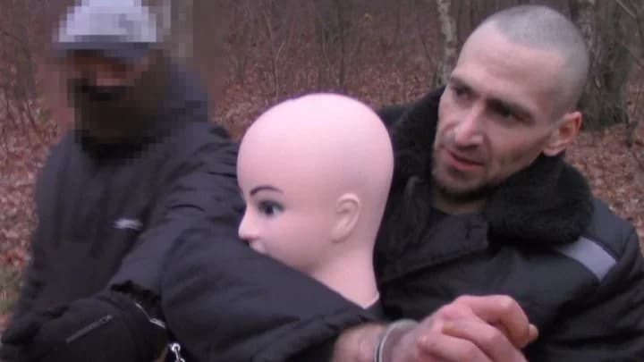 Serial Killer russo foge durante guerra na Ucrânia