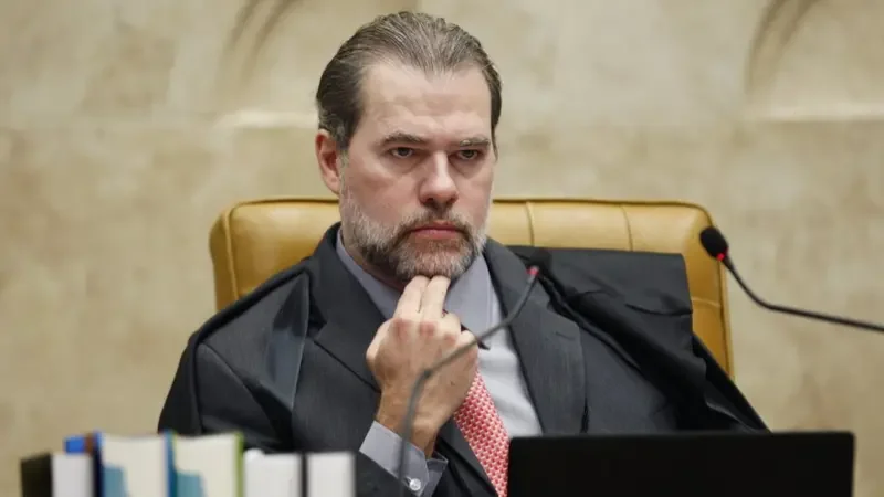 Dias Toffoli se declara suspeito e alega “motivo de foro íntimo” para não participar do julgamento