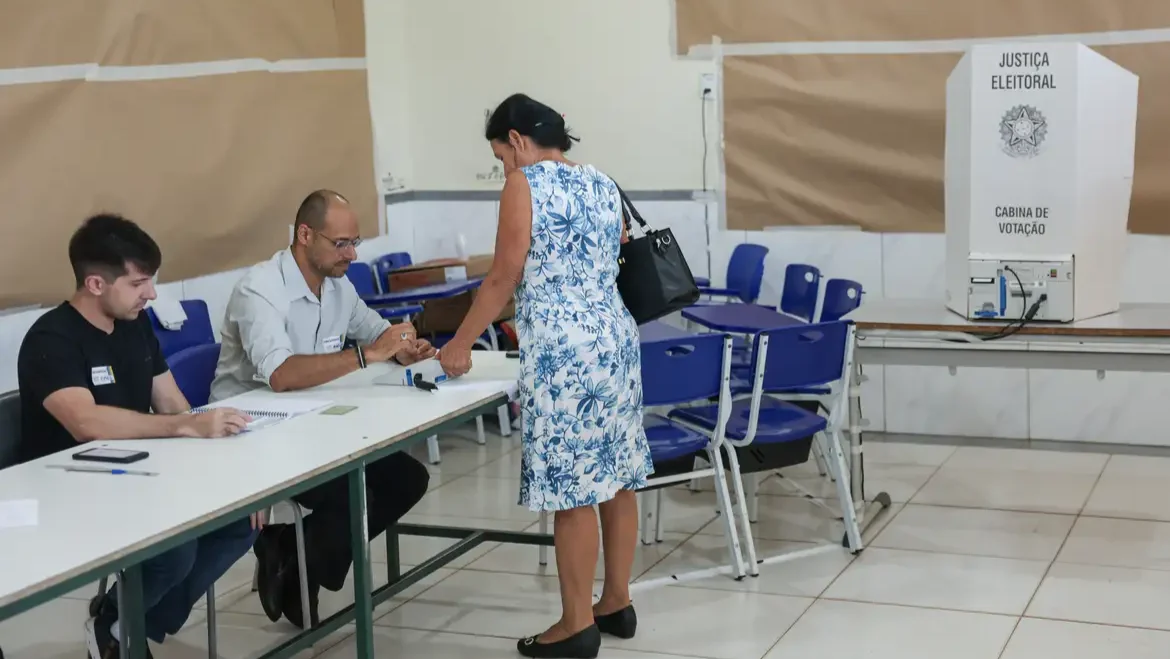 Quais estados vão ajudar a escolher o governador