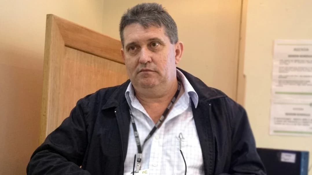 professor condenado por transfobia