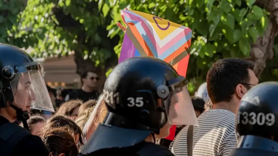 Erdogan critica ideologia de gênero na ONU e policia turca faz operação contra movimento LGBT