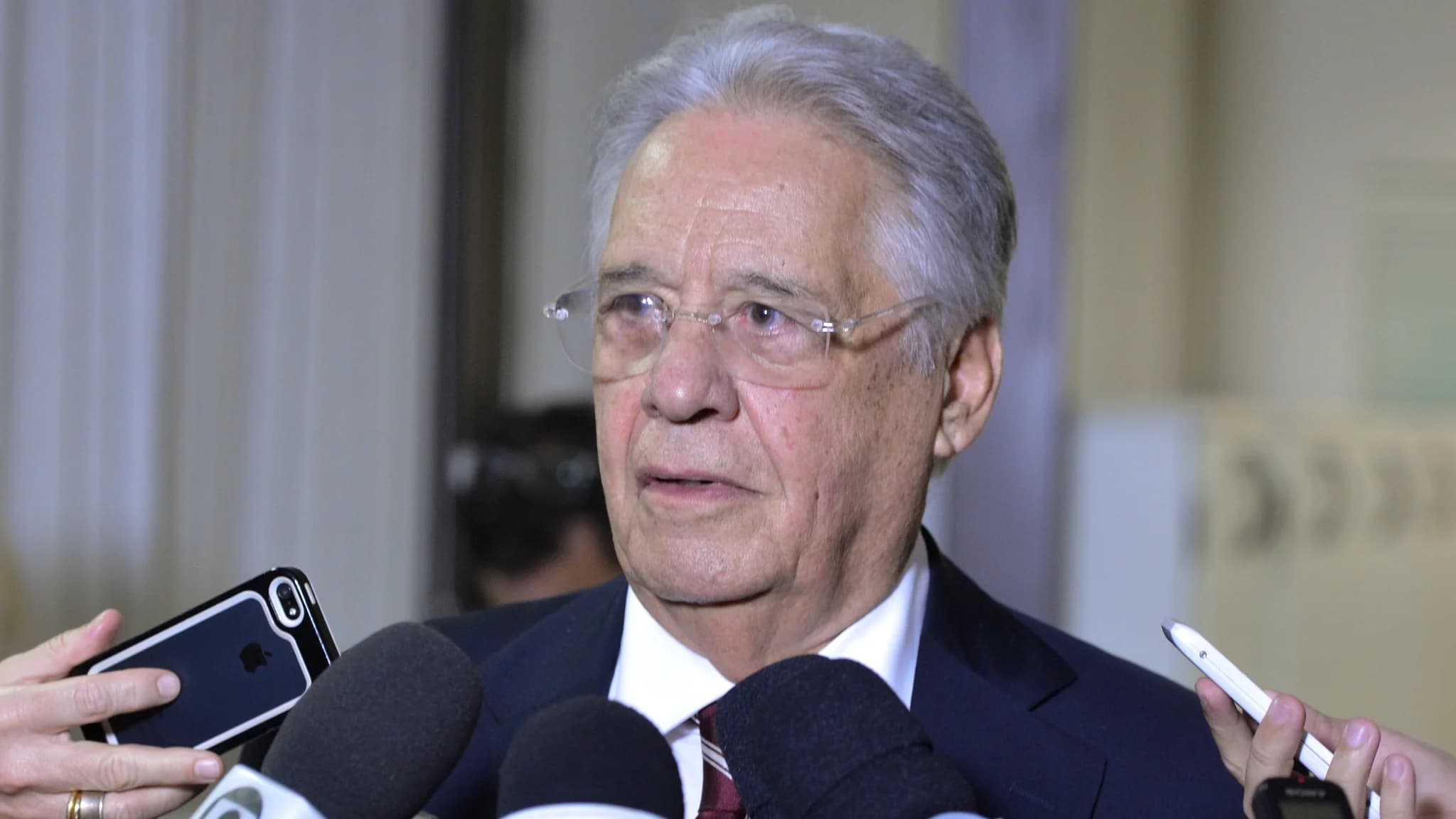 O ex-presidente da Fernando Henrique Cardoso fala à imprensa em reunião na sede da Executiva Nacional do PSDB