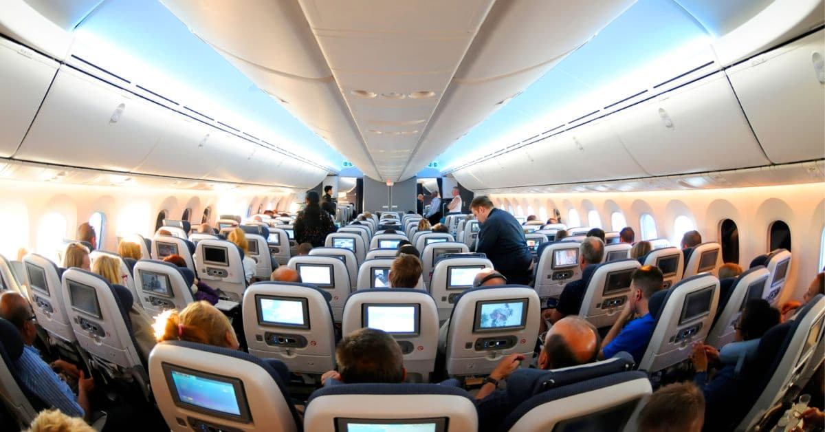 Medo de viajar de avião afeta 43% dos brasileiros