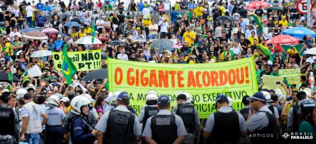 capa - O Gigante Acordou