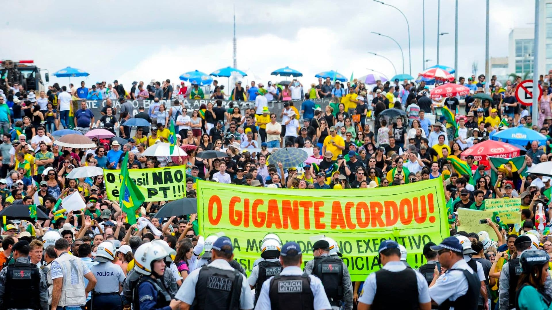O gigante acordou