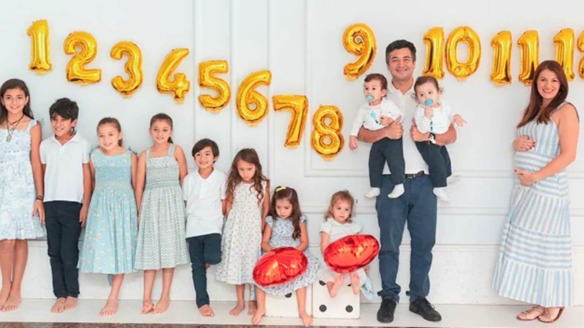 Pais de 10 filhos terão gêmeos, agora são 12