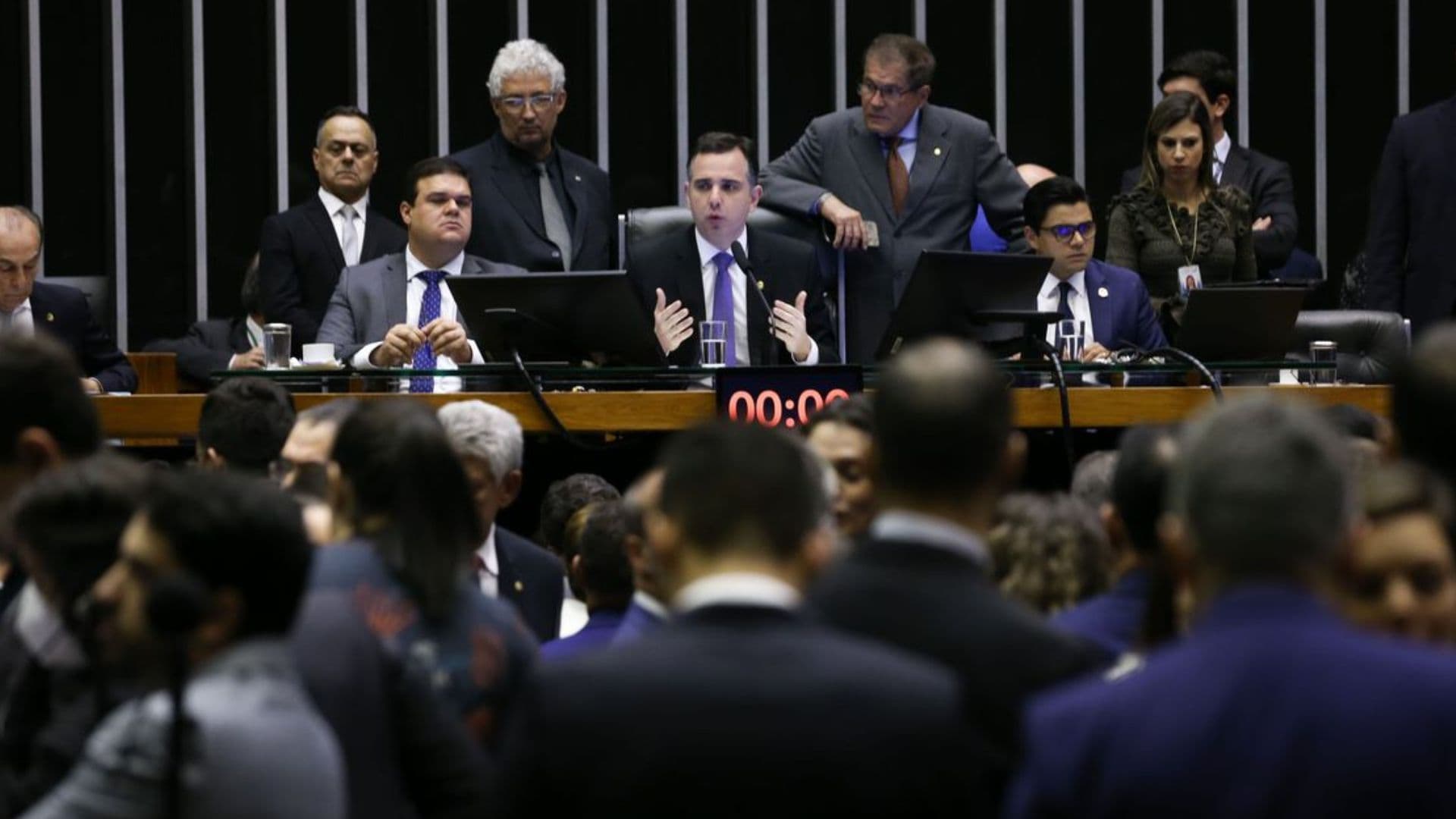 Senado autoriza a CPMI do 8 de janeiro