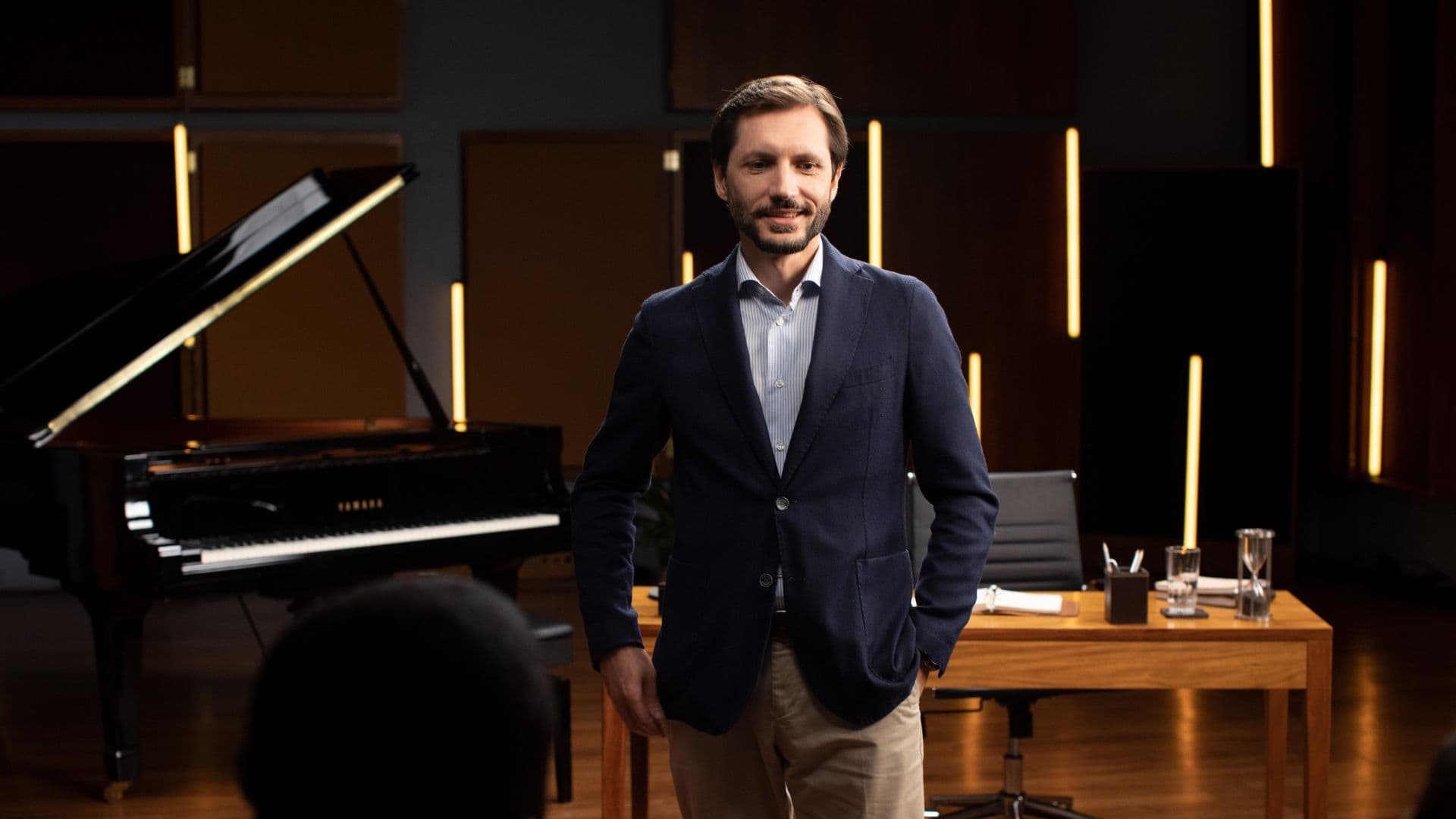Adriano Gianturco dando aula.