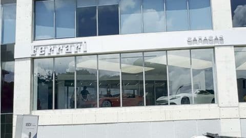 Loja da Ferrari em Caracas, na Venezuela.