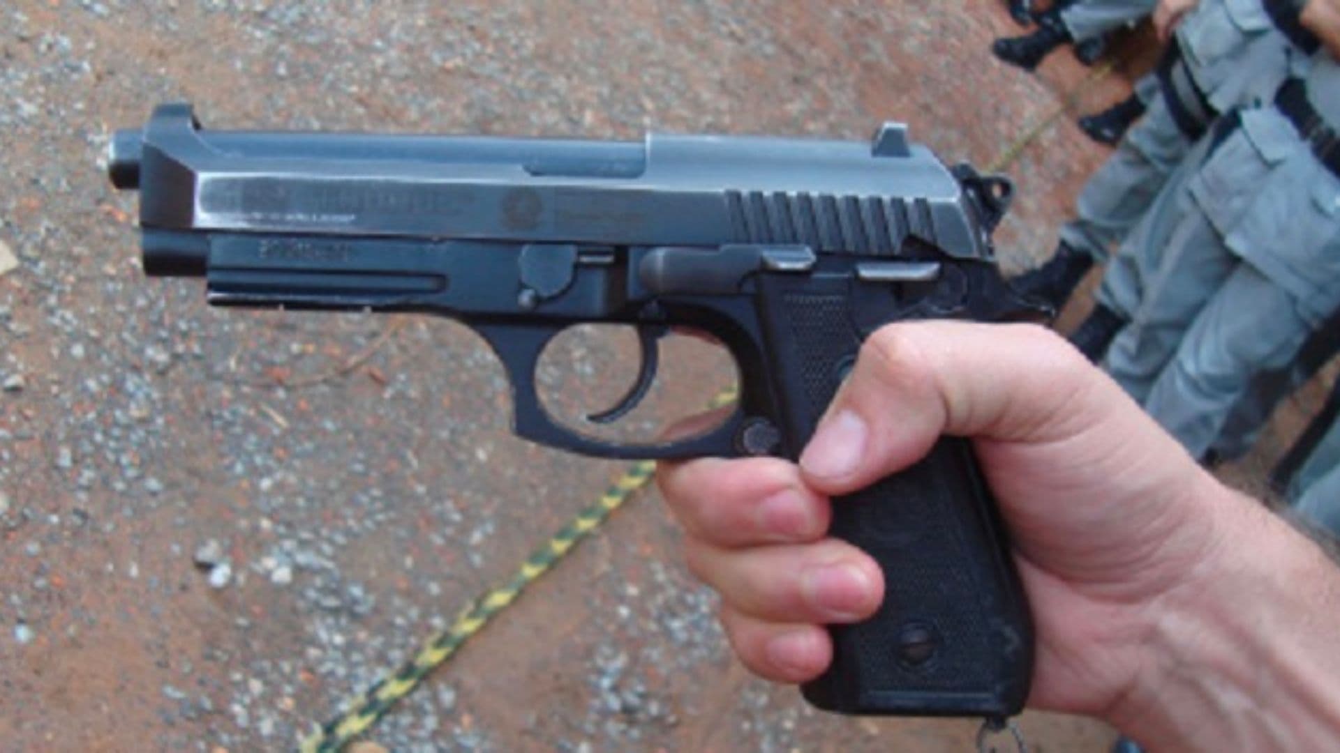 Pistola .40.