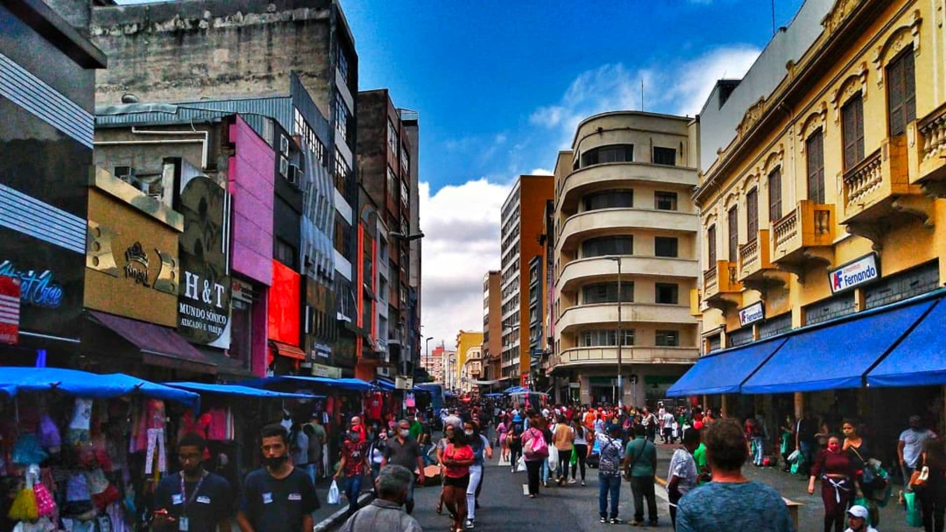 rua 25 de Março, São Paulo capital.