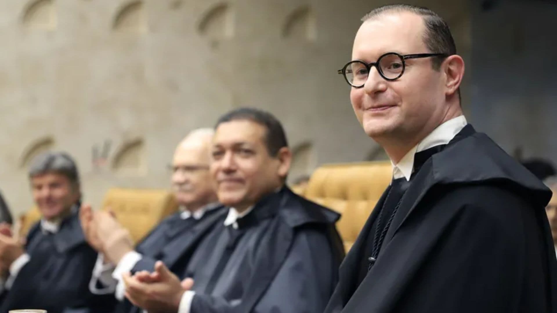 Posições Conservadoras do Ministro Cristiano Zanin
