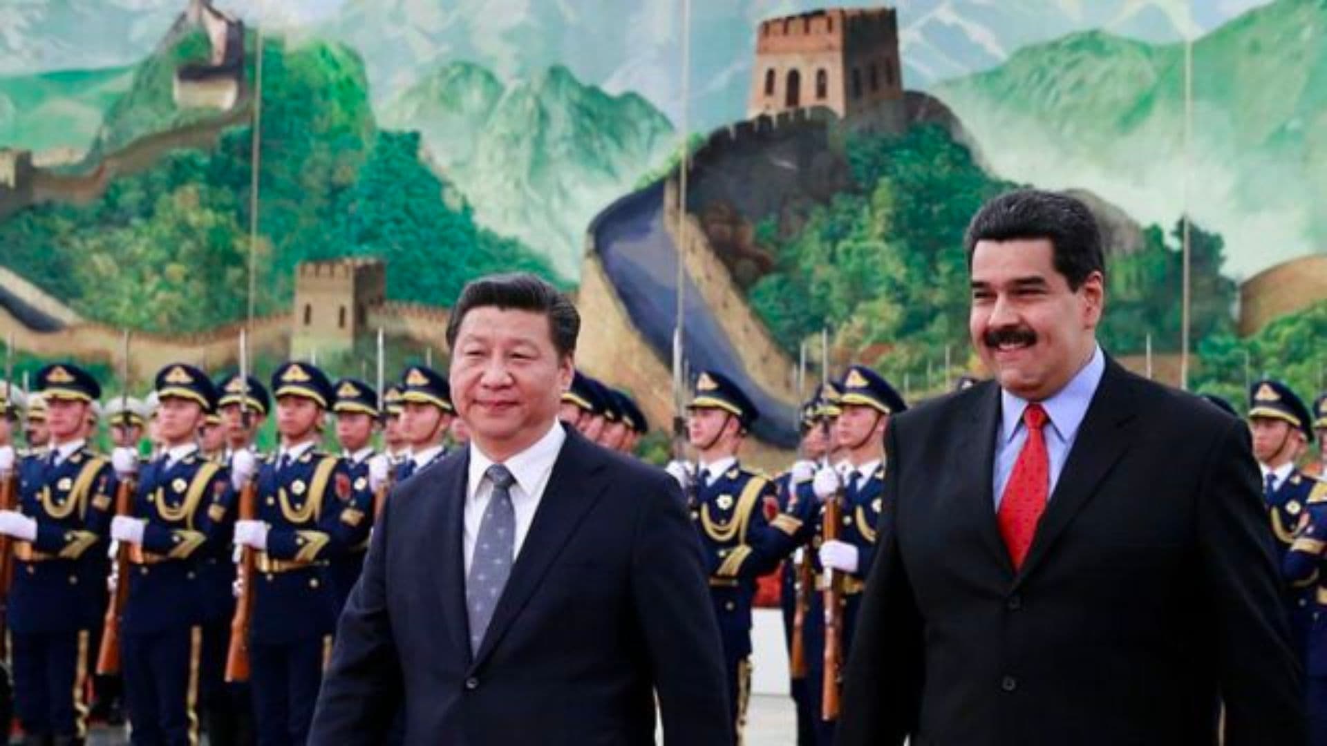 A relação entre Xi Jinping e Nicolás Maduro remonta à época de Chávez, quando o atual presidente venezuelano era titular da pasta de Relações Exteriores.