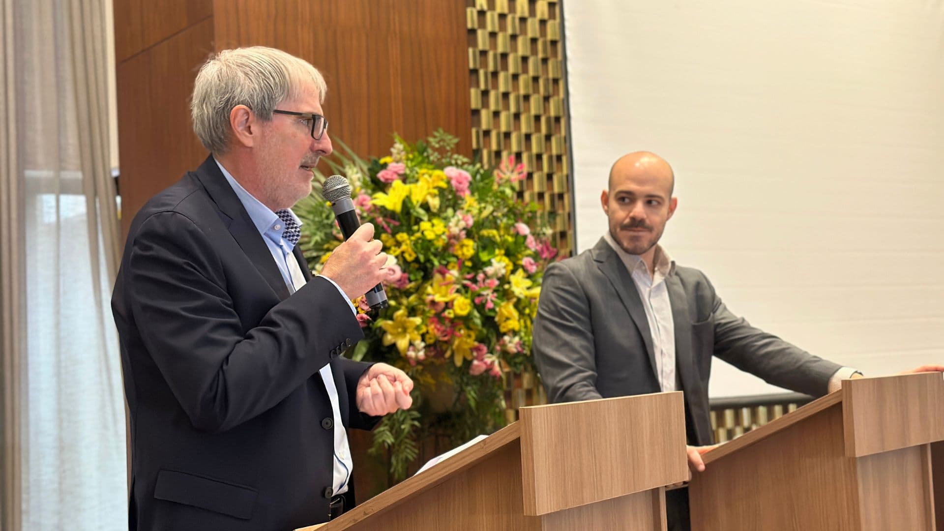 Consulado de Israel em coletiva de imprensa mostra terror provocado pelo Hamas
