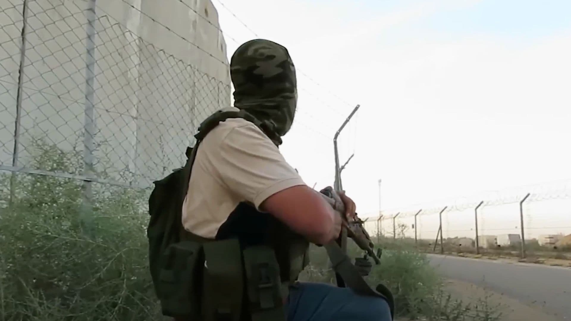 Jovem terrorista do hamas comemora morte de 10 judeus
