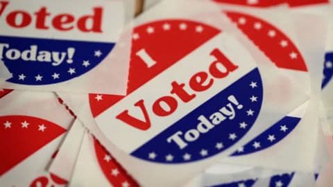 Adesivo escrito eu votei em inglês