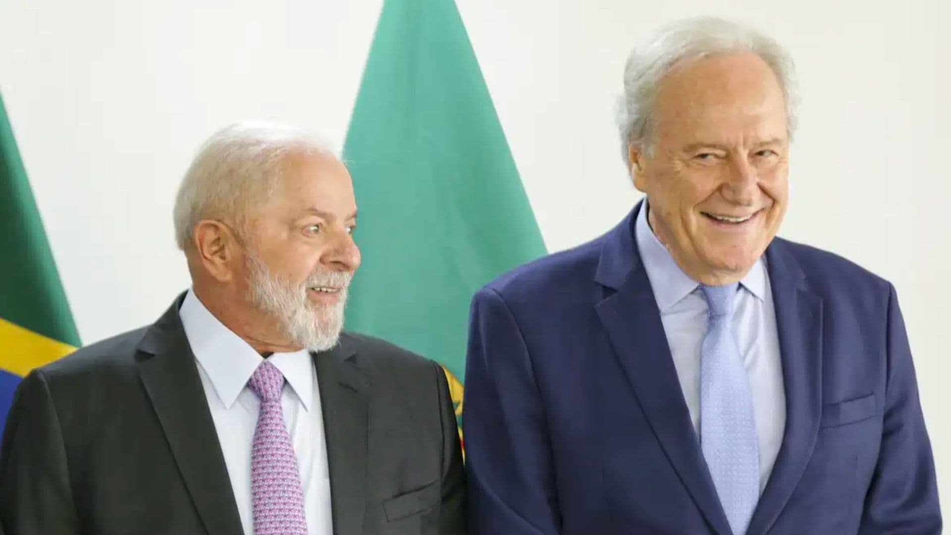 Lula ao lado do ministro Lewandowski