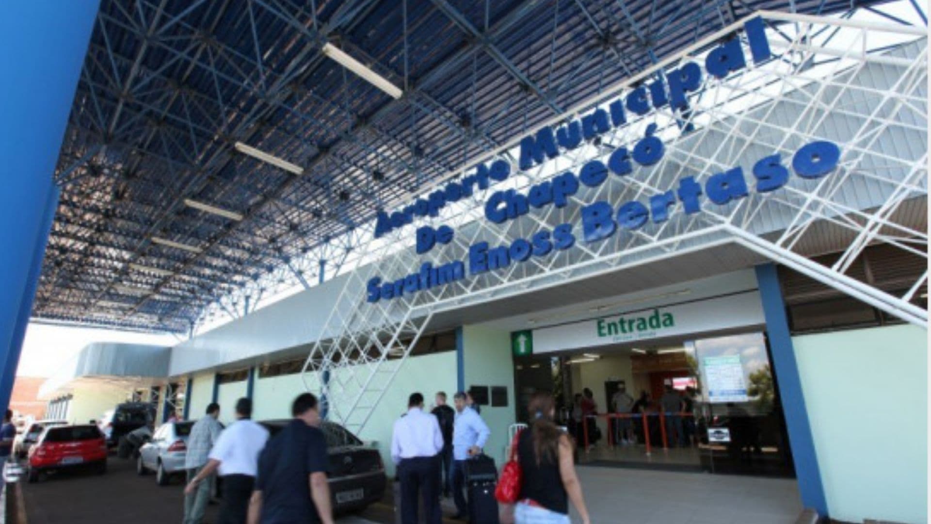 Entrada do aeroporto de Chapecó