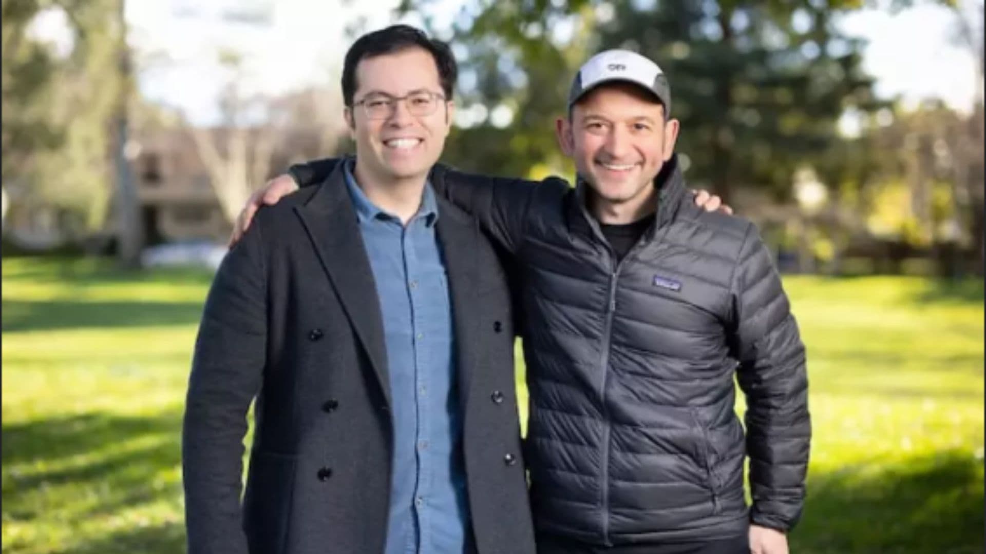 Daniel aparece abraçado com CEO da Google