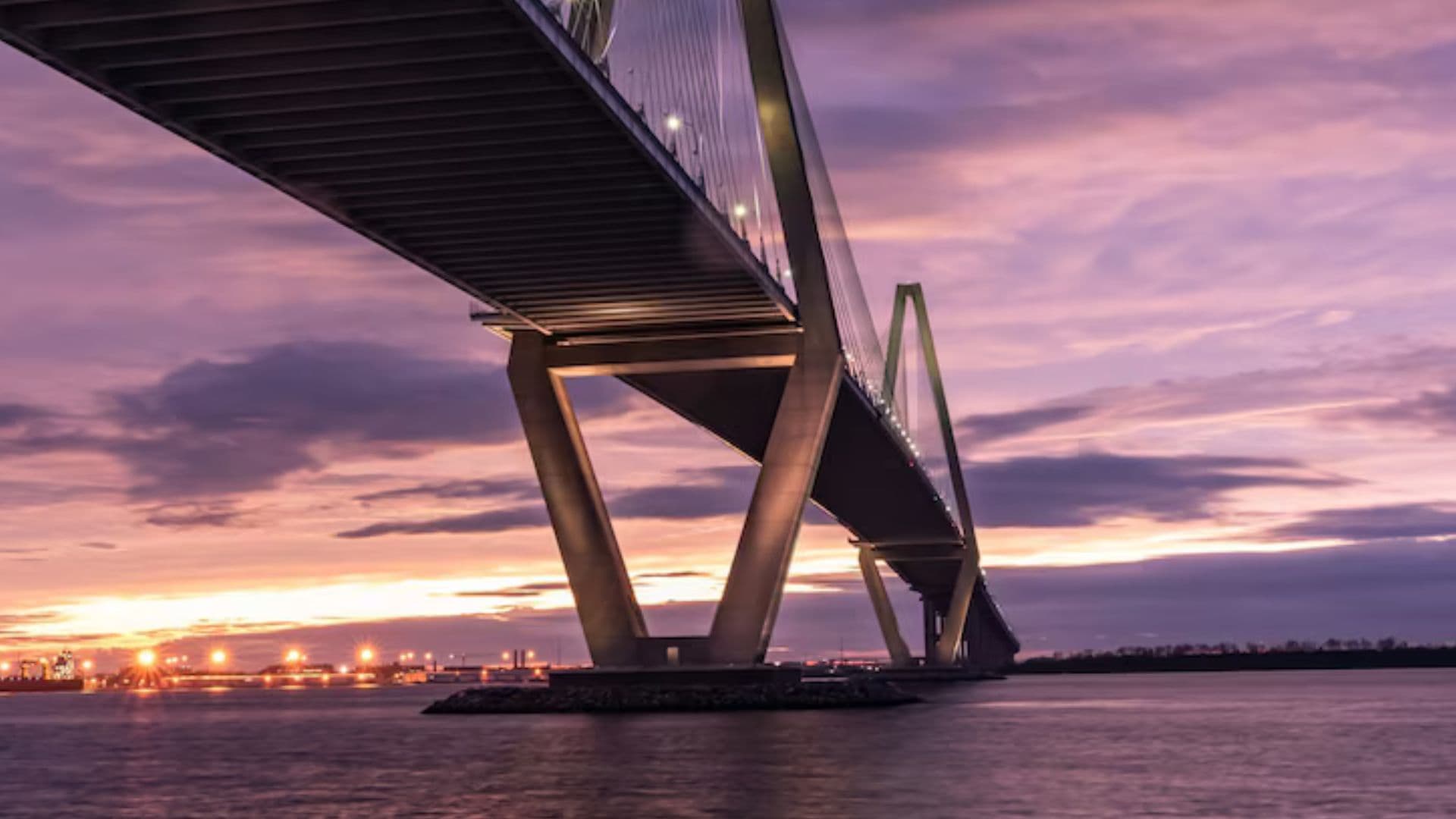 Ponte que liga a ilha de Florianópolis ao continente