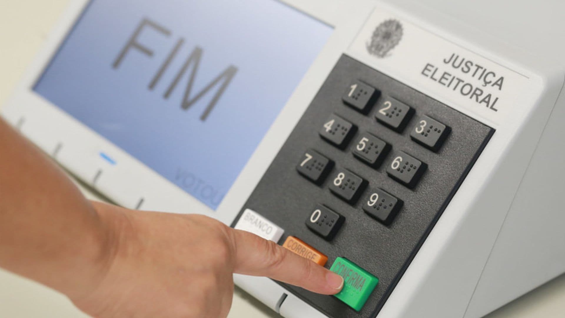 Urna eletrônica após finalizar uma sessão.