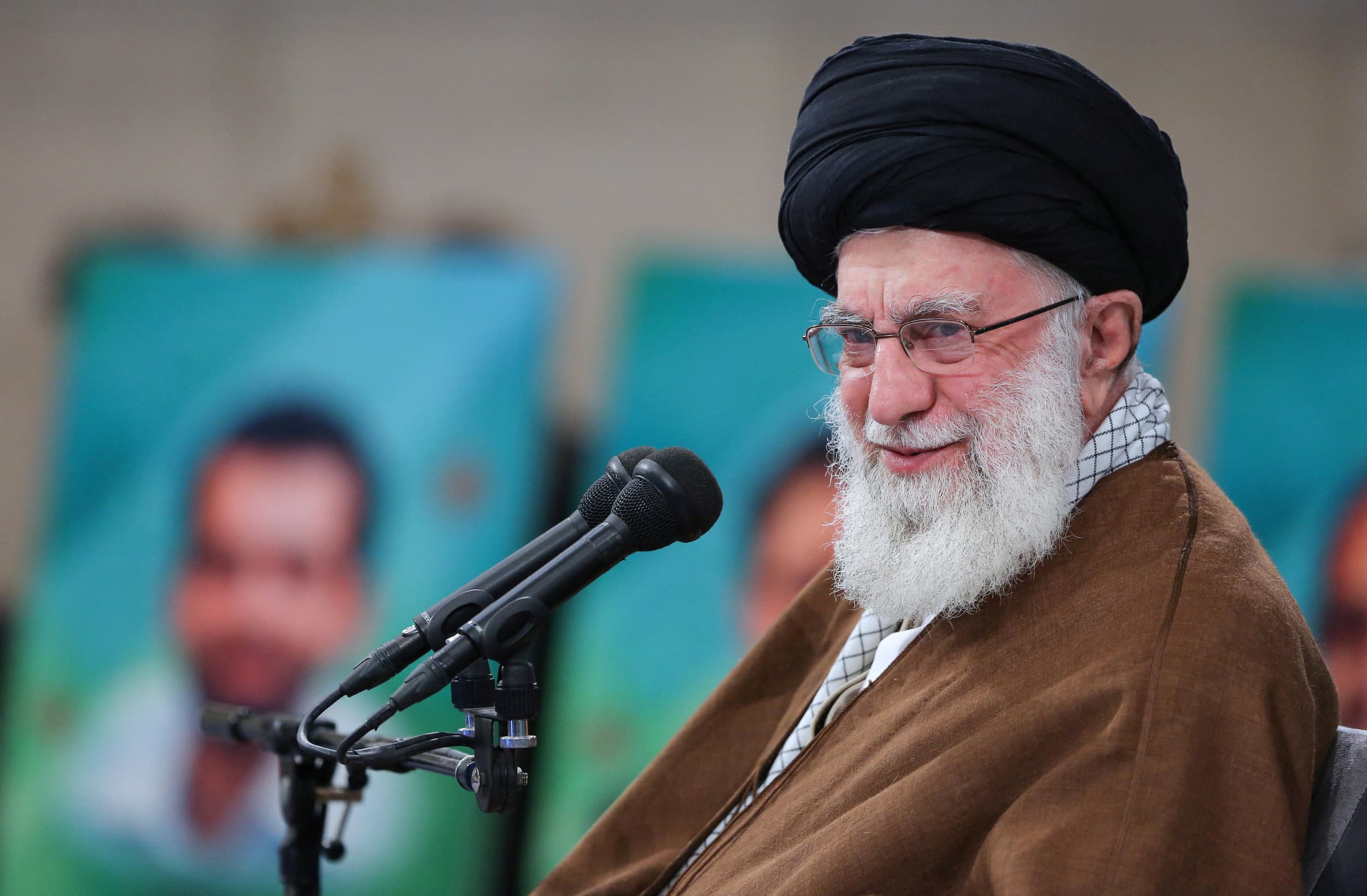 Aiatolá Ali Khomenei, do Irã