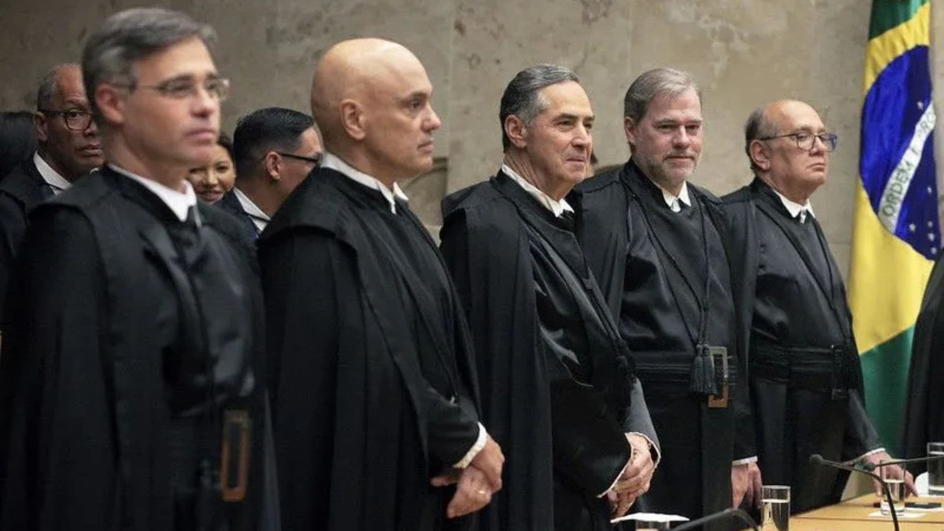 Alguns ministros do STF