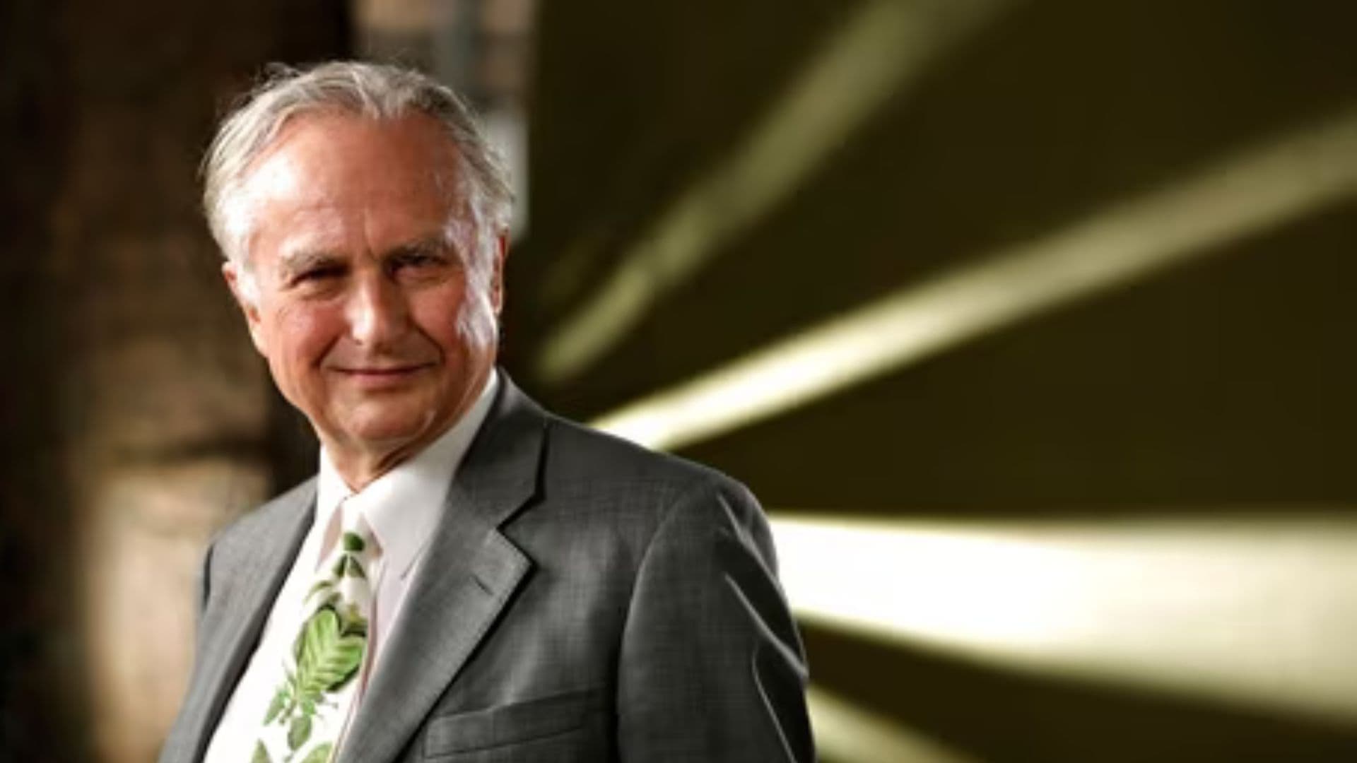 Richard Dawkins deixou grupo antirreligioso após artigo sobre definição biológica de mulher ser censurado. Ele chamou a ideologia de gênero de 'nova religião”