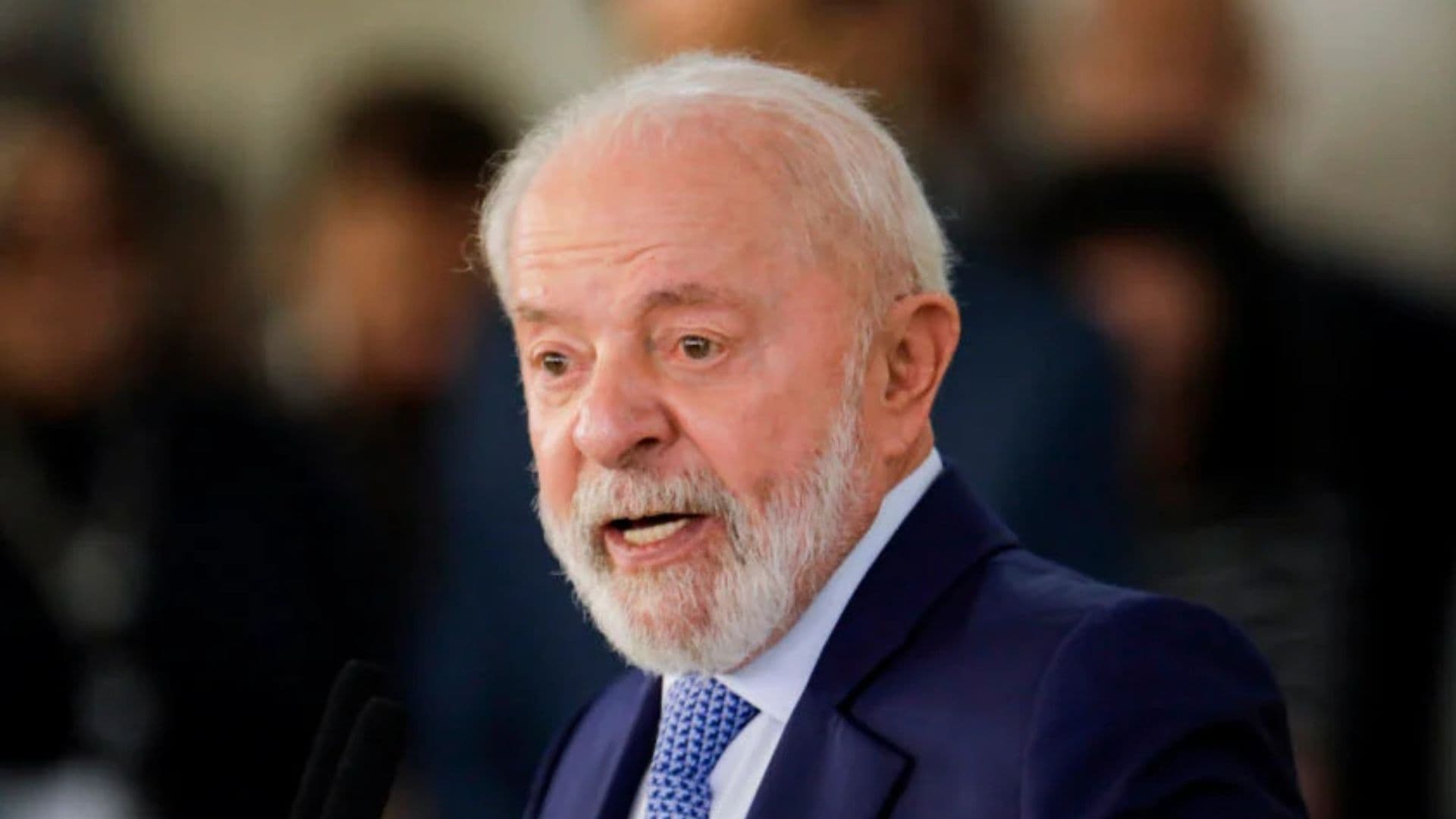 Governo Lula enfrenta nova onda de desaprovação