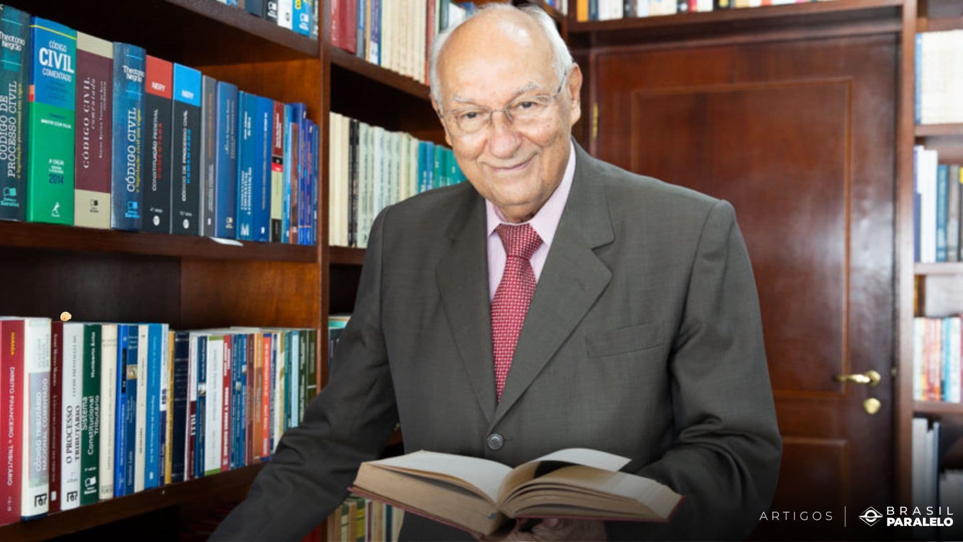 Um dos principais juristas do Brasil Ives Gandra Martins celebra 90 anos.