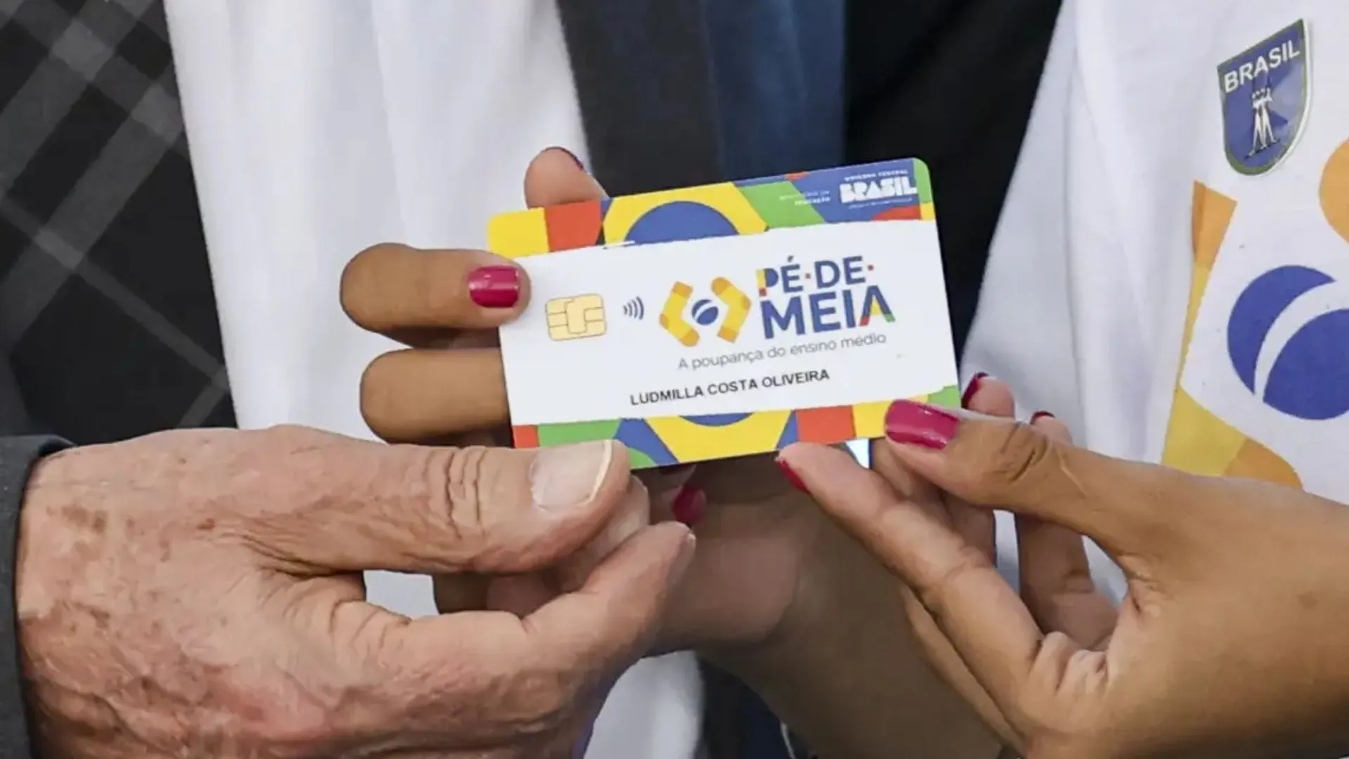 Lula anuncia pagamento de pé-de-meia