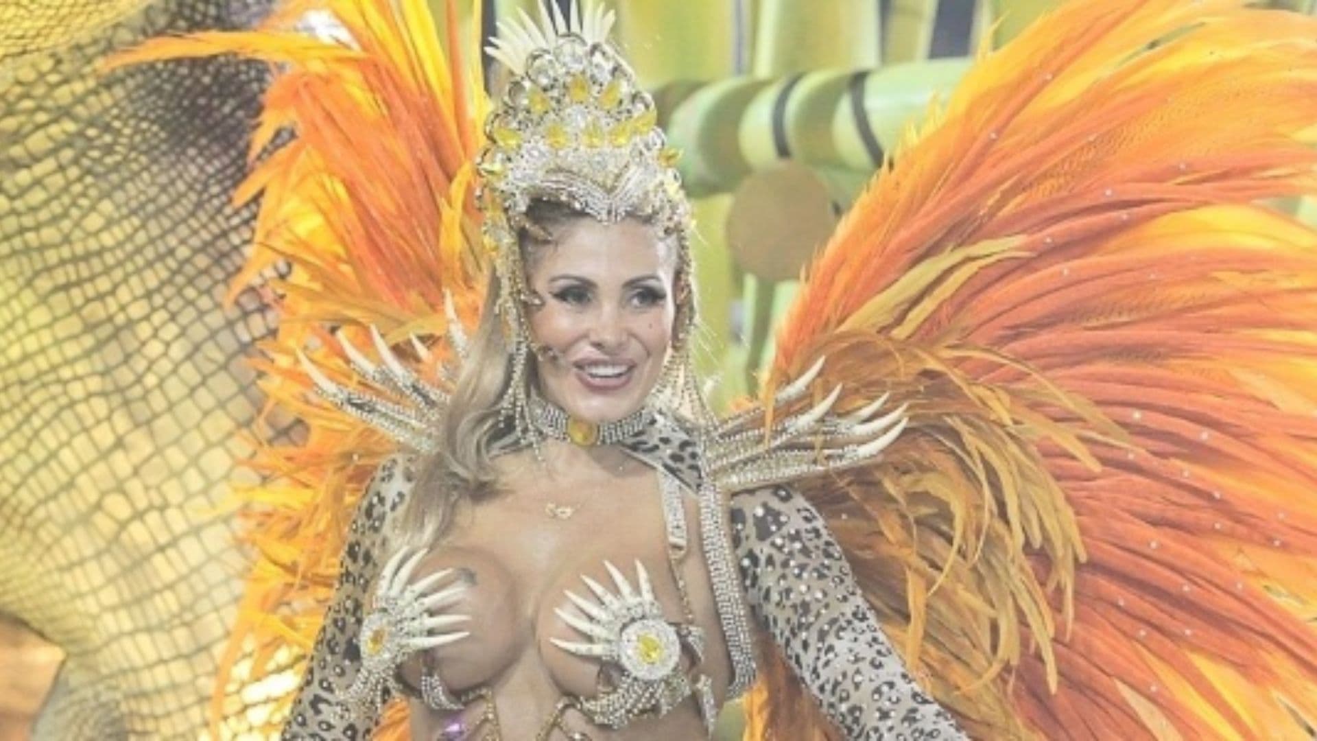 A ex-musa conta que se converteu ao cristianismo e isso mudou toda a sua vida