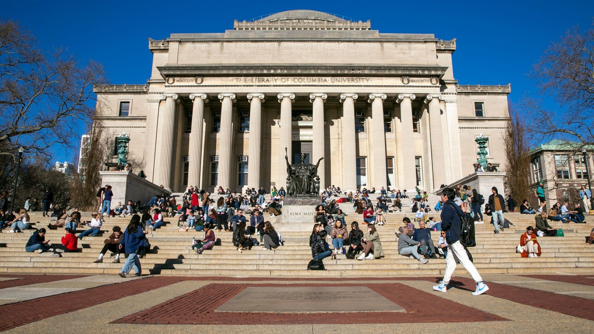 Livraria da Universidade de Columbia. Instituição ajudou