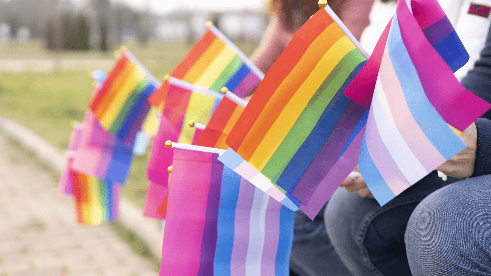Pedido de discrição sobre evento de equidade em escolas públicas de Minnesota levanta debate sobre transparência.