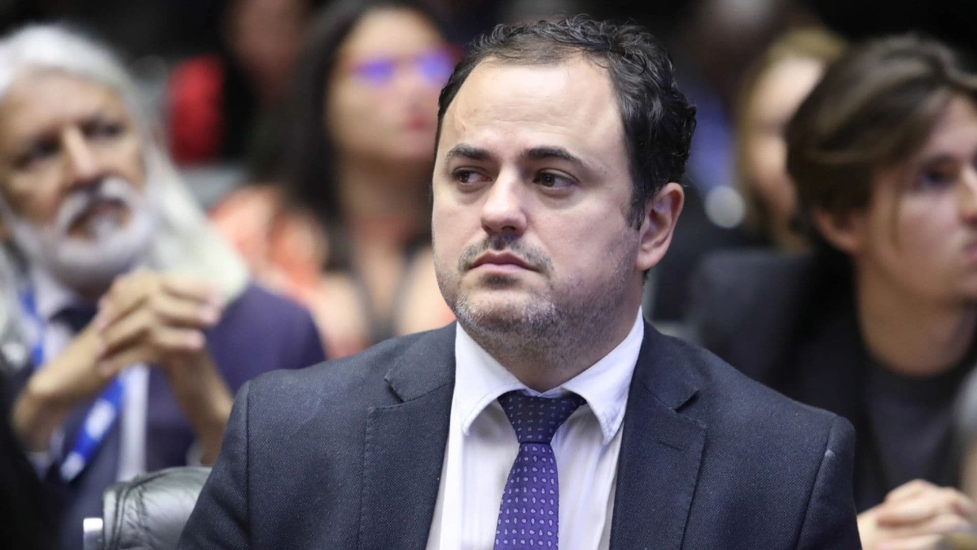 Glauber Braga na Câmara, marido de Sâmia Bonfim (PSOL) fez greve de fome contra cassação.