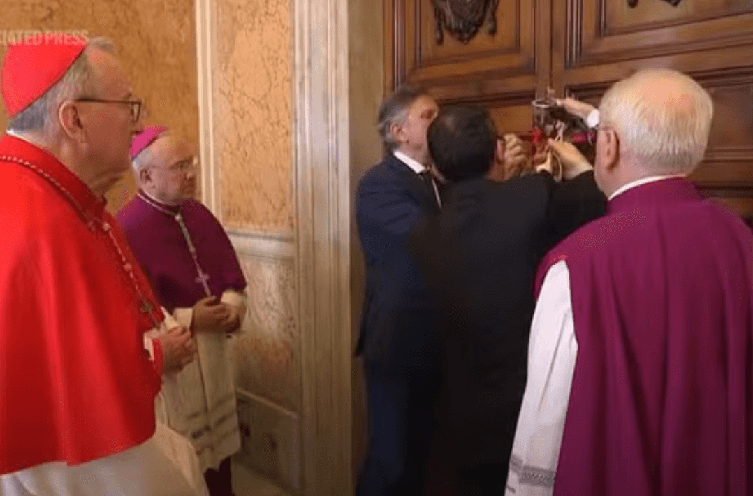 Conclave no Vaticano reforça sigilo com regras rígidas na Capela Sistina: Veja o que não pode ser levado