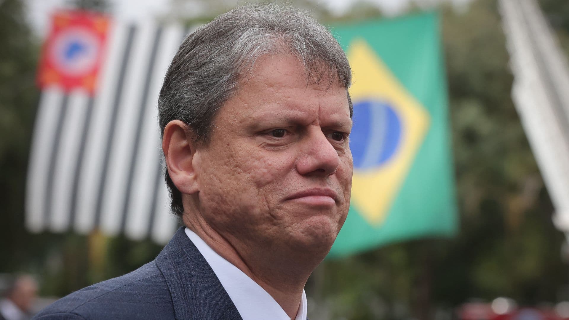 Governador Tarcísio de Freitas.
