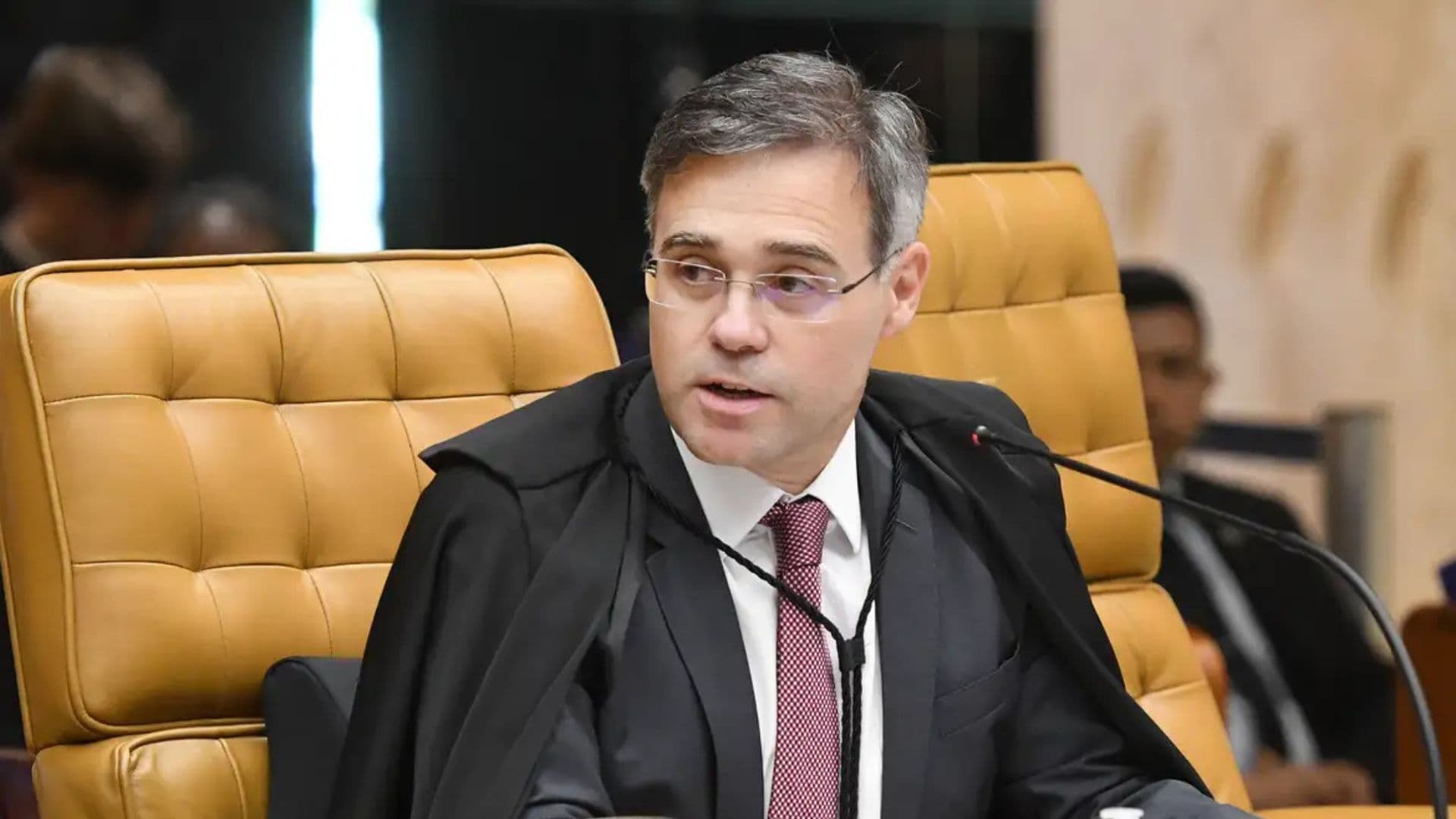 Miistro André Mendonça, que votou a favo da liberdade de expressão.