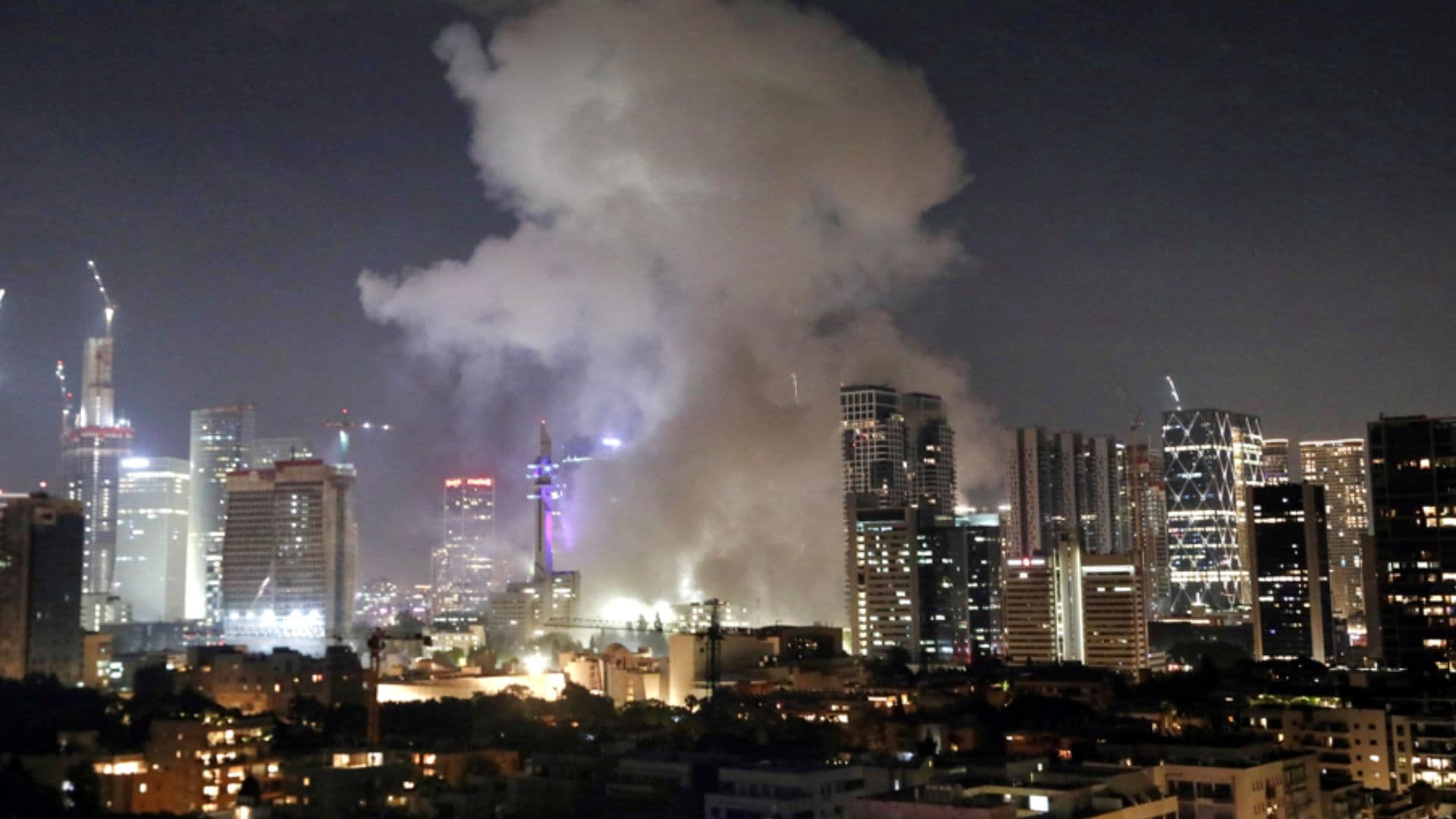 Imagens de Israel enquanto o Irã realizava um ataque contra o país.