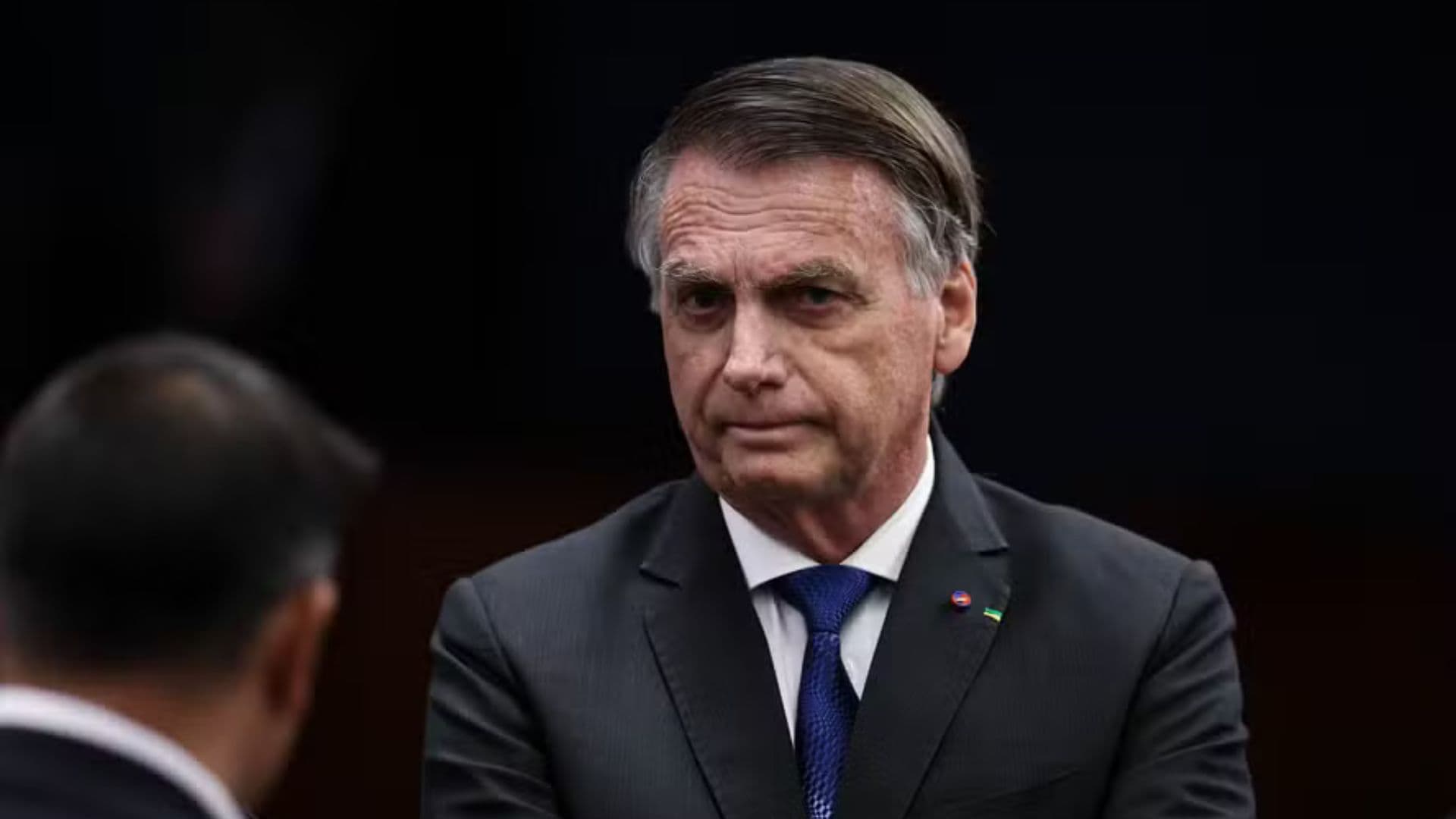 Bolsonaro, ex-presidente foi indiciado em caso da "Abin Paralela" junto com Carlos Bolsonaro e Ramagem.