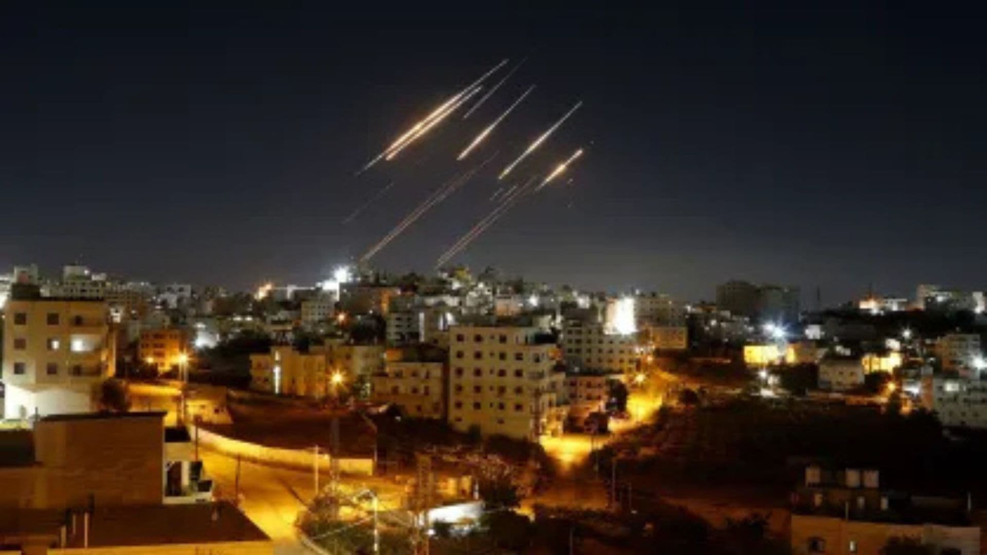 Imagem de um ataque do Irã a Israel.