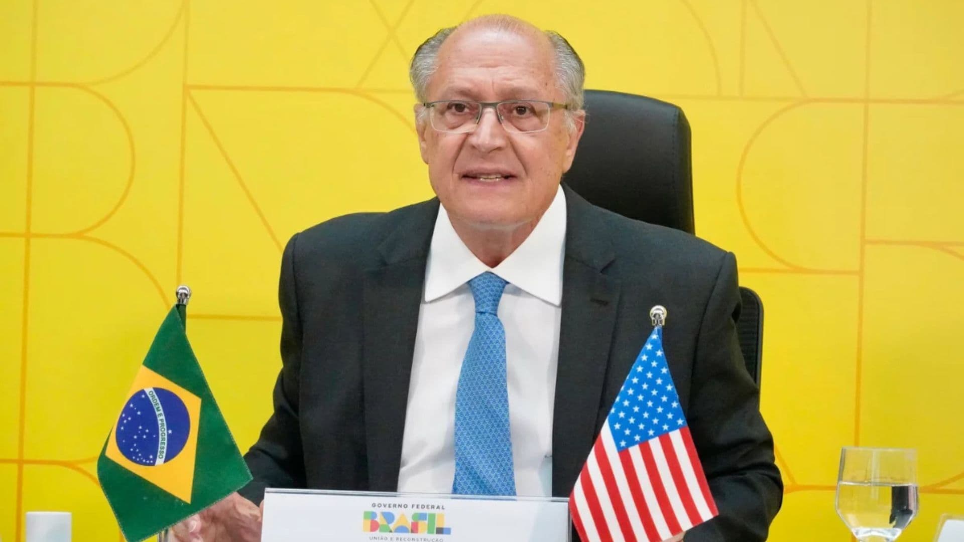 Geraldo Alckmin em uma reunião com o ministro de Comércio dos EUA.