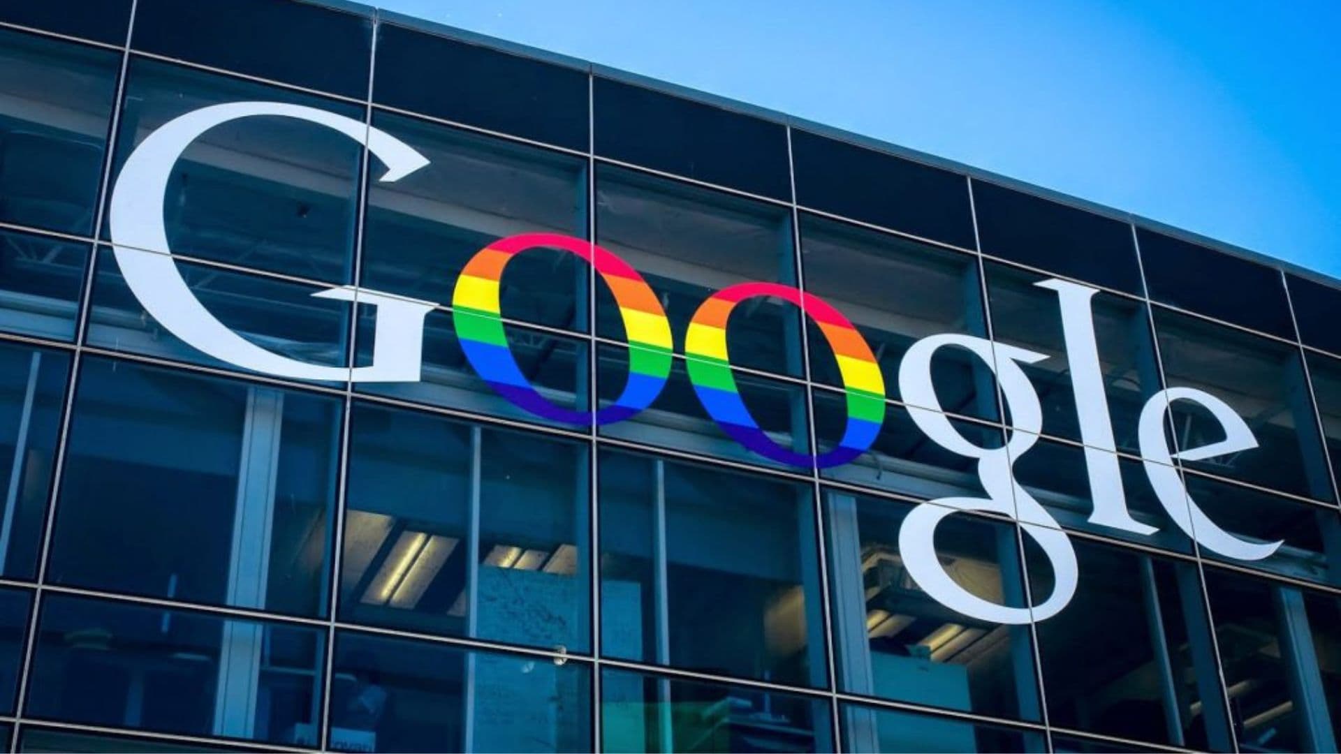 Sede da Google com emblema estilizado com bandeiras LGBT.